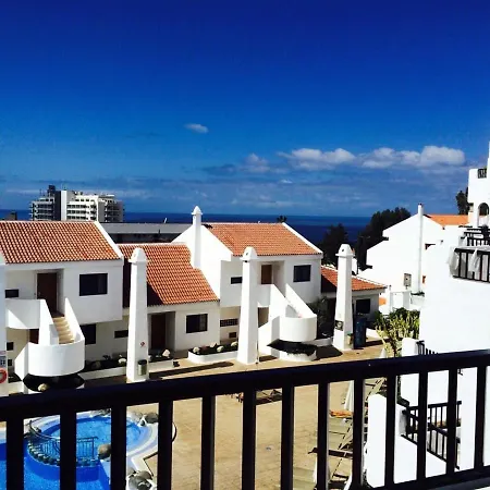 With 2 Bedrooms In Costa Adeje With Wonderful Sea View Shared Pool Furnished Balcony 700 M From The Beach Lägenhet *