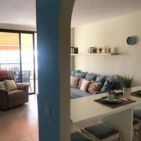 Lägenhet With 2 Bedrooms In Costa Adeje With Wonderful Sea View Shared Pool Furnished Balcony 700 M From The Beach *